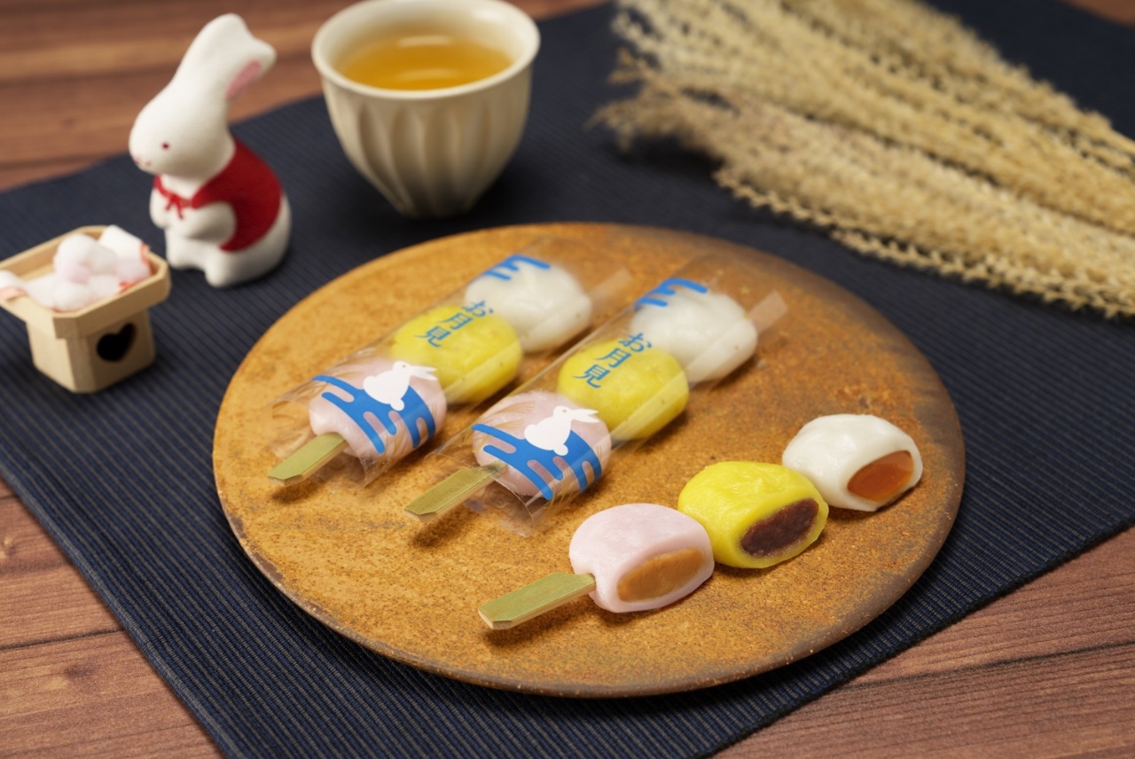 月見あん入り団子