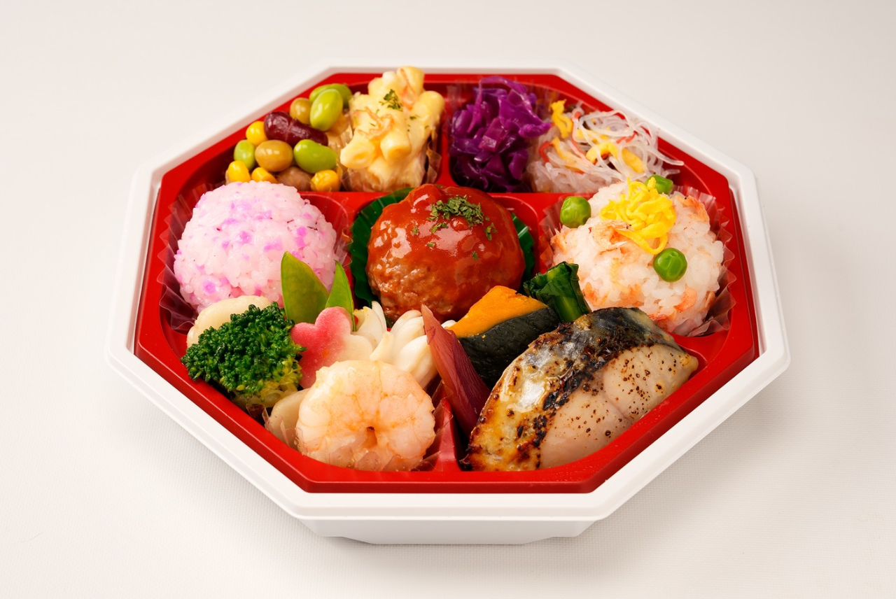 春爛漫 10品目の美彩御膳