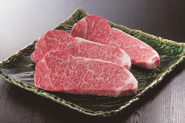 店長のおすすめ 春の感謝祭 三重県産 松阪牛 サーロインステーキ 540g 180g 3枚 竹皮 柿安本店 店長のおすすめ 春の感謝祭 三重県産 松阪牛 サーロインステーキ 540g 180g 3枚 竹皮 柿安本店